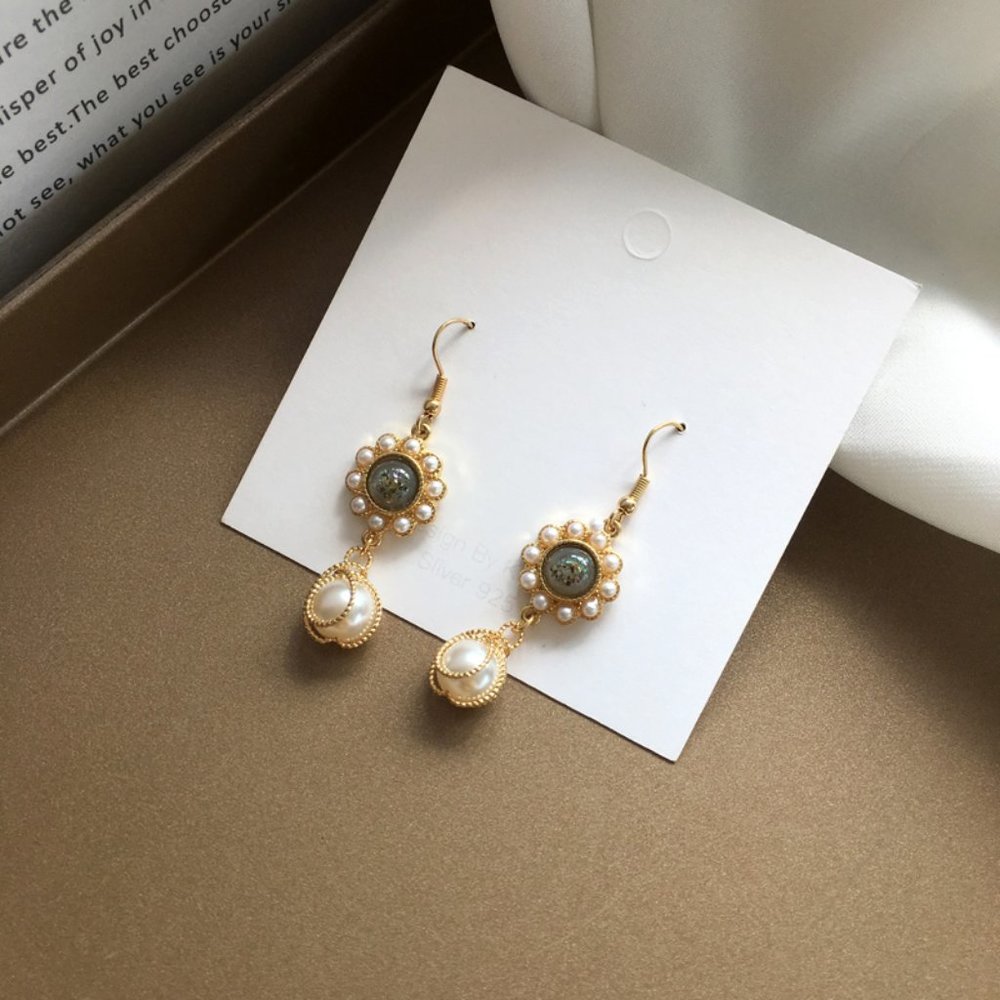 ❤️‍🔥𝕤𝕒𝕝𝕖❤️‍🔥 crystal baroque pearls earrings - Picture 5 of 13